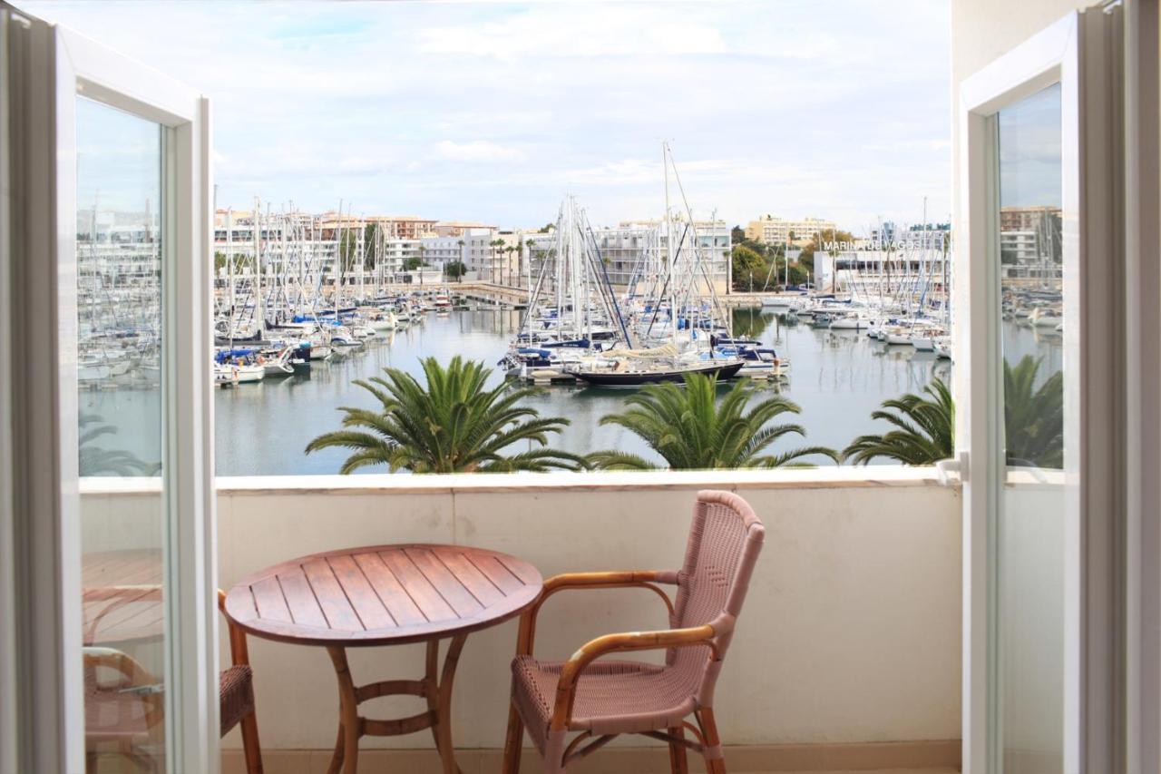 Lagos Main Avenue Studio With Marina View Balcony Экстерьер фото