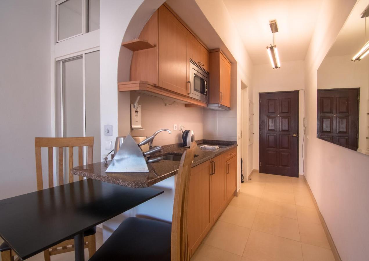 Lagos Main Avenue Studio With Marina View Balcony Экстерьер фото