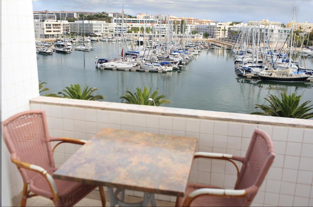 Lagos Main Avenue Studio With Marina View Balcony Экстерьер фото