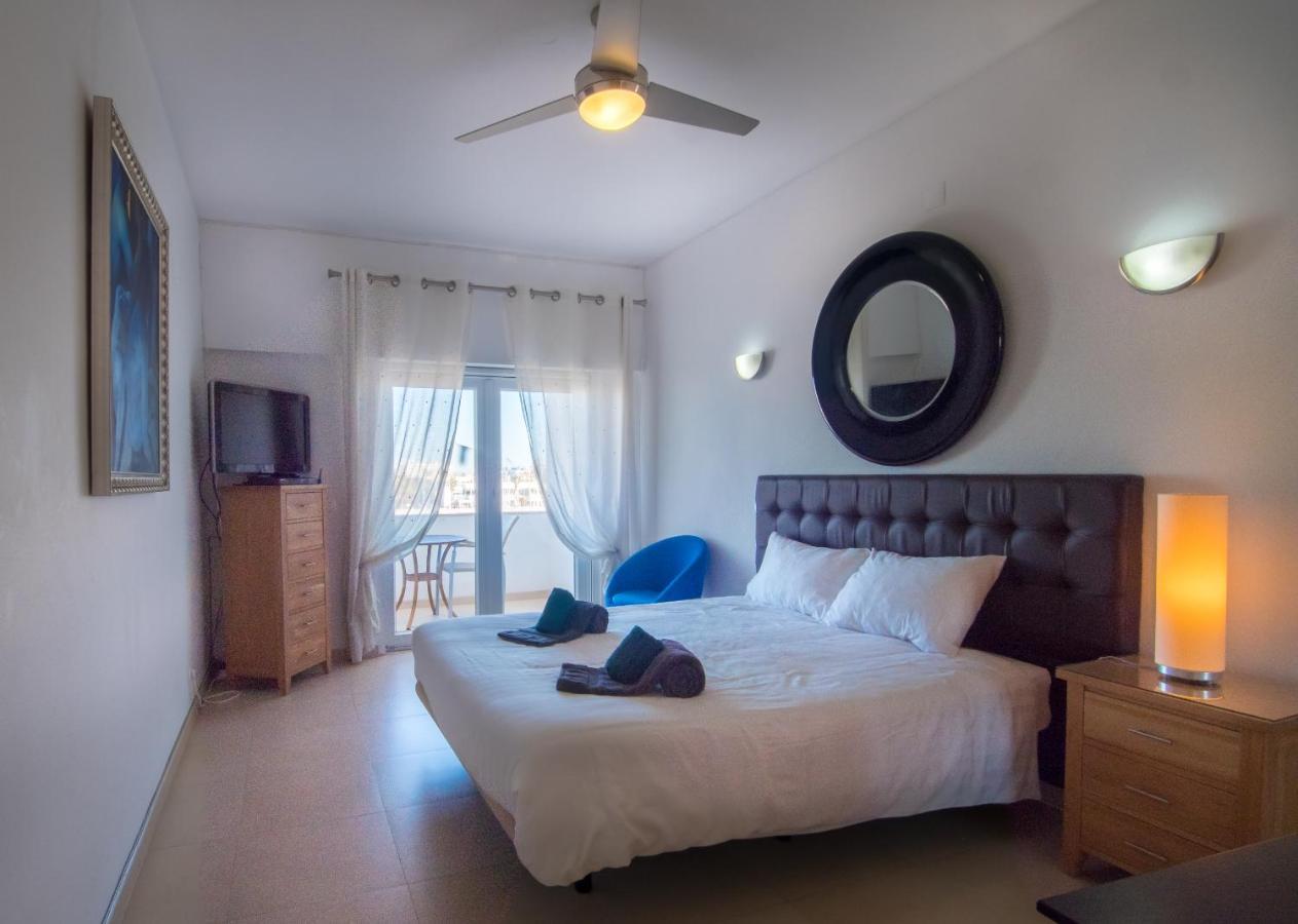 Lagos Main Avenue Studio With Marina View Balcony Экстерьер фото