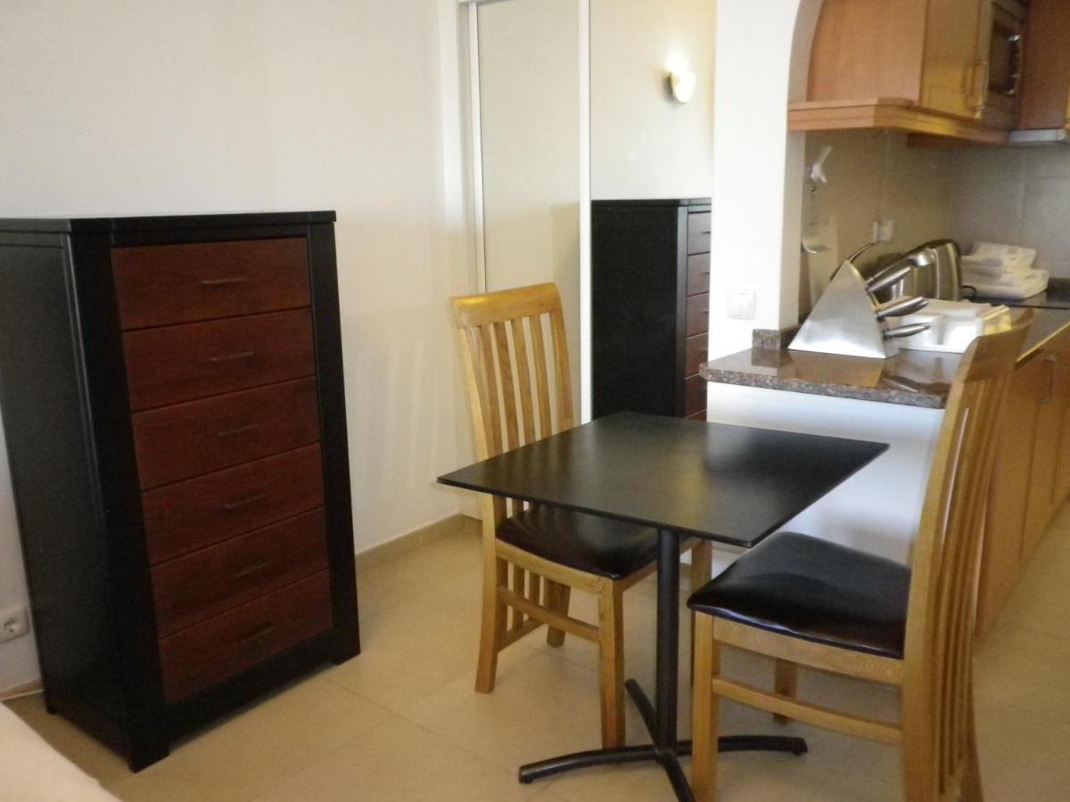 Lagos Main Avenue Studio With Marina View Balcony Экстерьер фото
