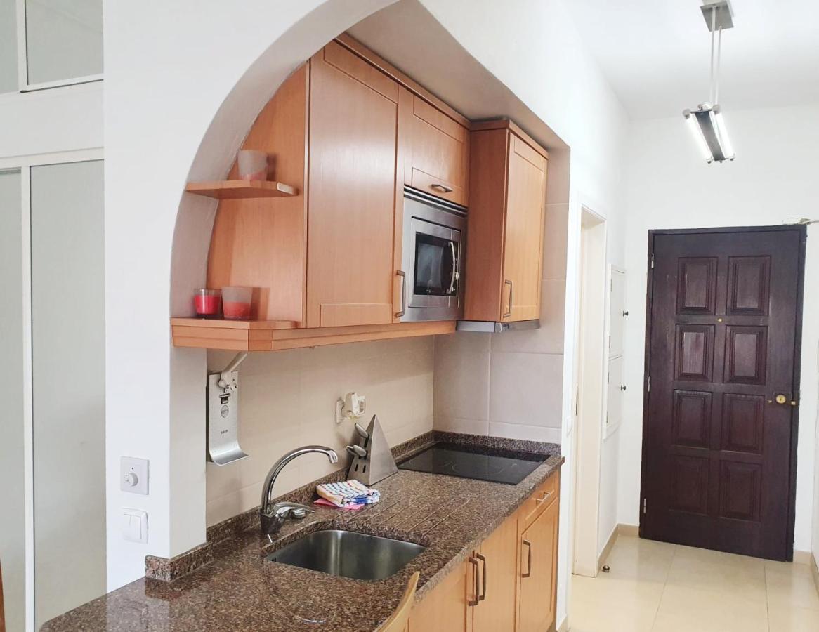 Lagos Main Avenue Studio With Marina View Balcony Экстерьер фото