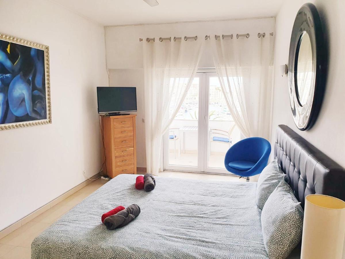 Lagos Main Avenue Studio With Marina View Balcony Экстерьер фото